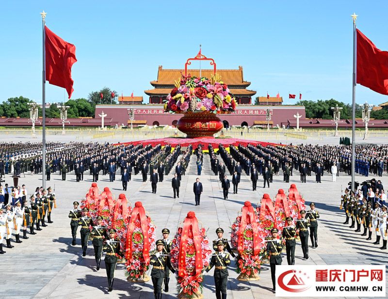 习近平等党和国家领导人出席烈士纪念日向人民英雄敬献花篮仪式(3)