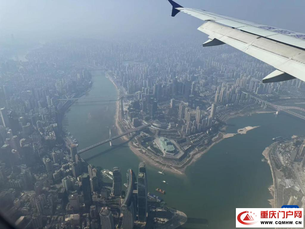 记者手记：返乡看变化 载满行囊再出发(3)